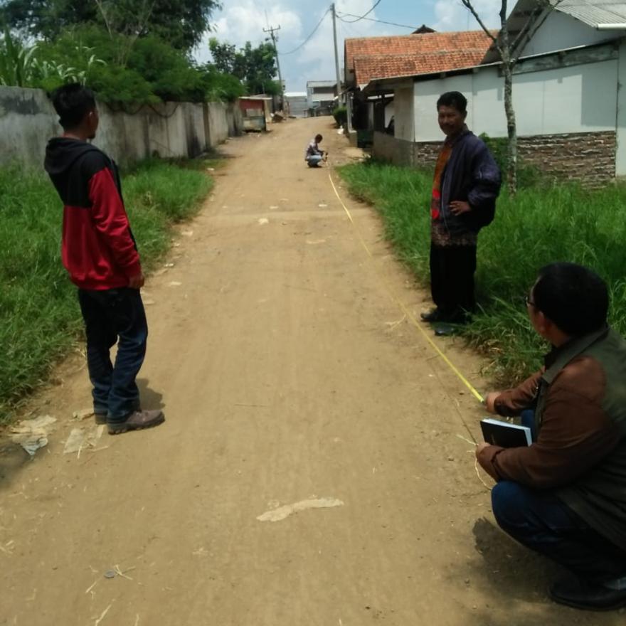 DESA MEKARLAKSANA REALISASIKAN DANA DESA TAHAP II PEMBANGUNAN JALAN DESA